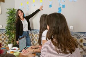 parabol-the-agile-meeting-tool-BDfQnva_6mU-unsplash (1)